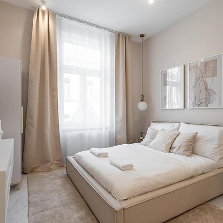 W35- Boutique Apartments, Best Location By Bqa 布达佩斯 外观 照片